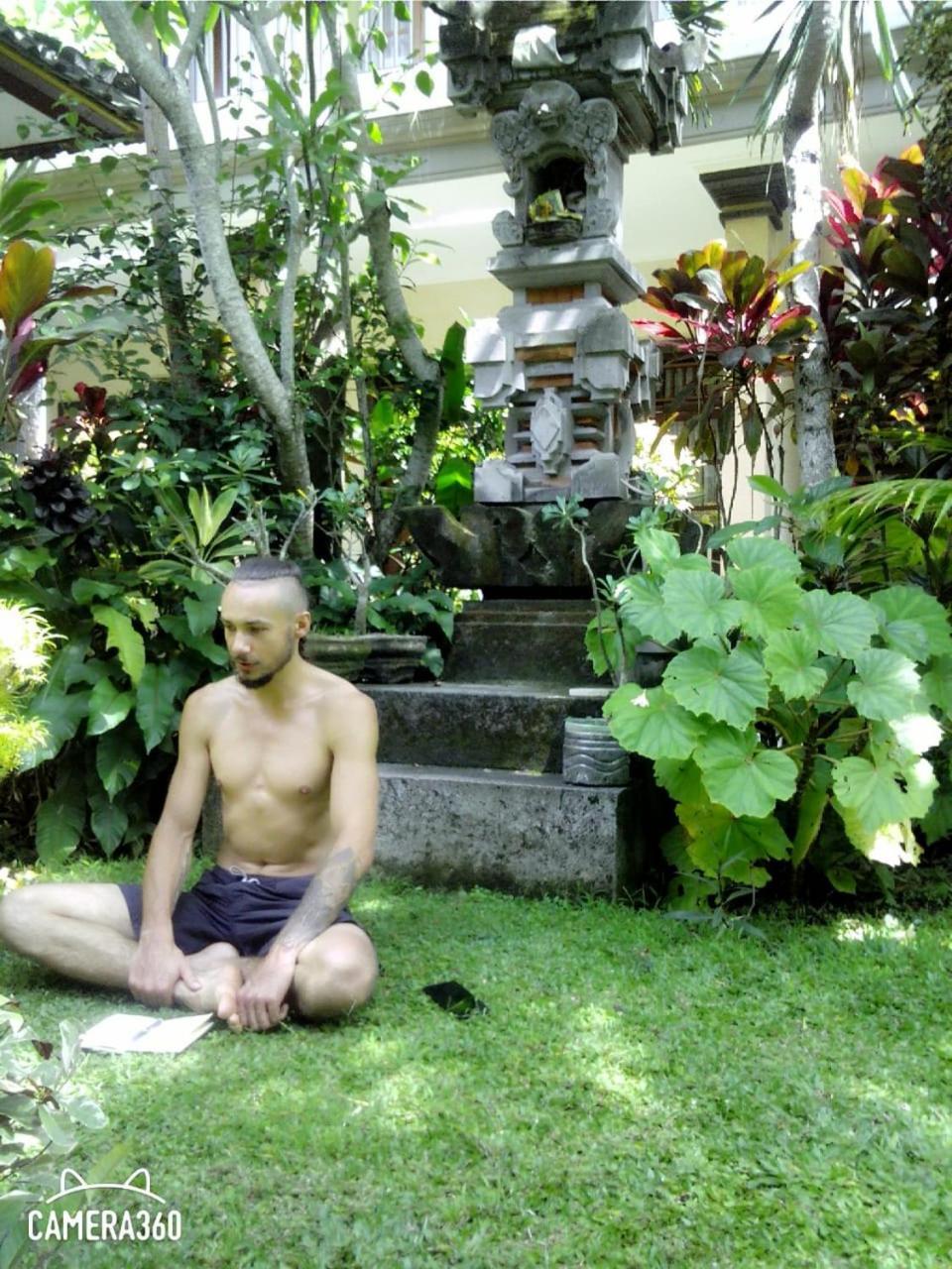Nyuh Gading Accommodation Ubud Exteriör bild